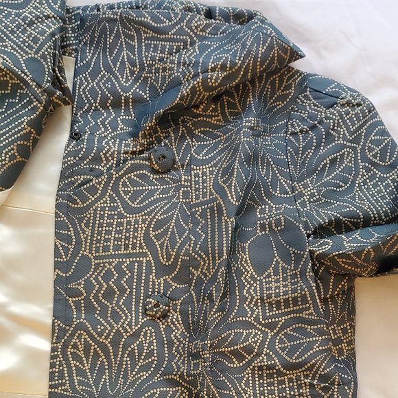 Vivienne Tam green and gold ¾ sleeve cropped swing - Picture 8 of 9